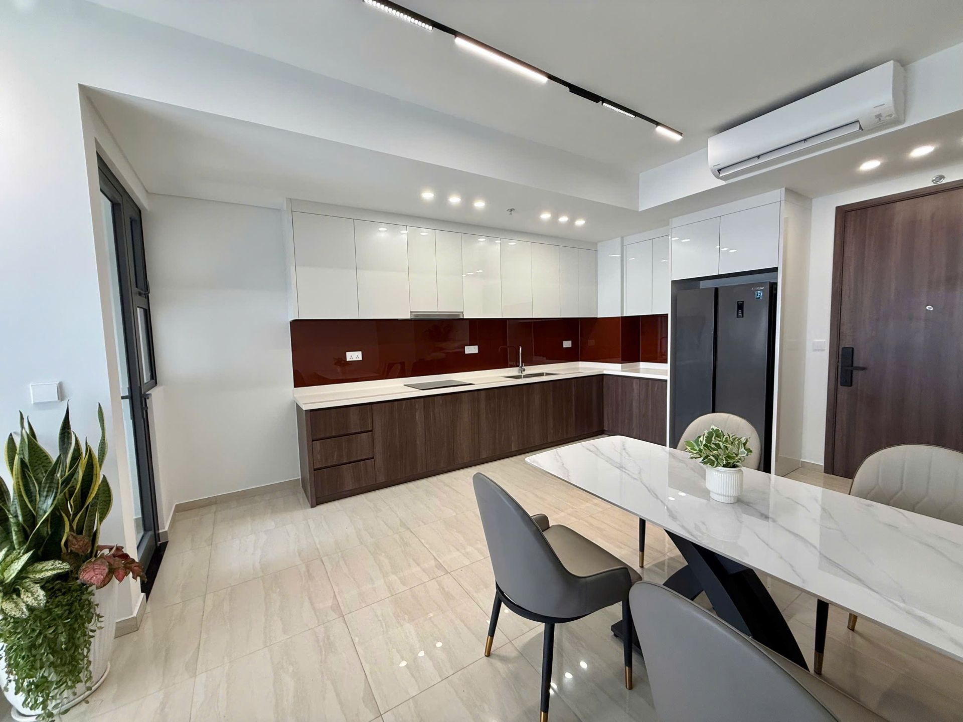 Cho Thuê Căn Hộ 2PN The Infiniti – View nội khu – 91m² – 28 Triệu/Tháng